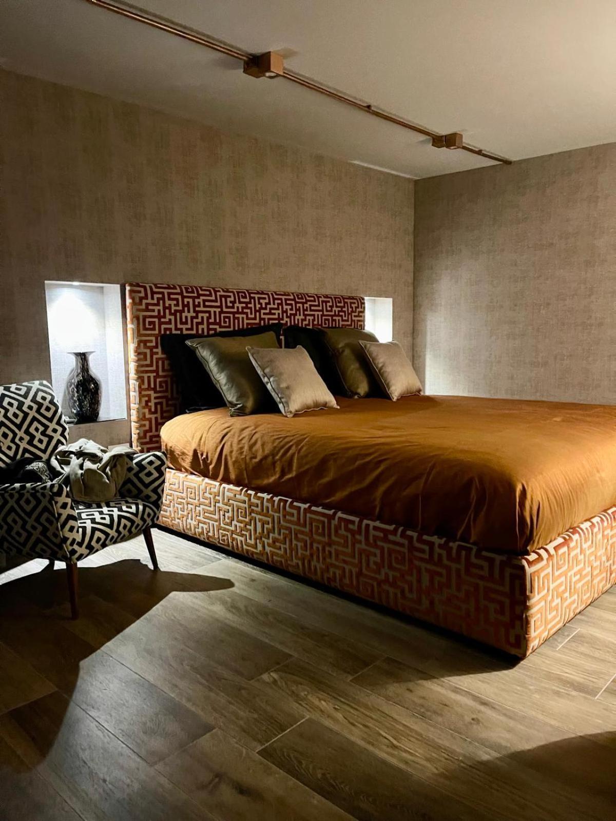 Portrait Luxury Loft Leilighet Bari Eksteriør bilde